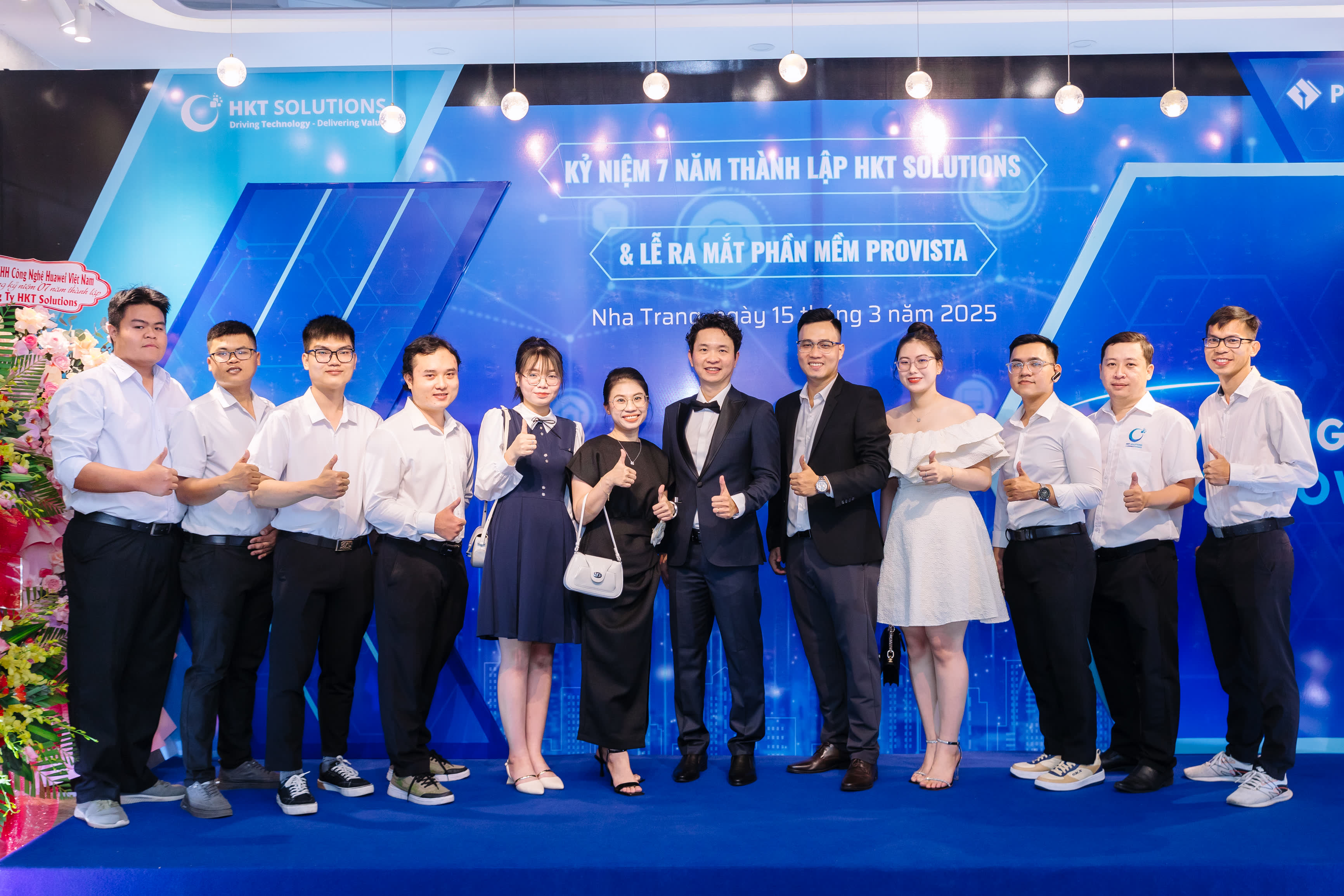 hkt solutions kỷ niệm 7 năm thành lập - hkt team